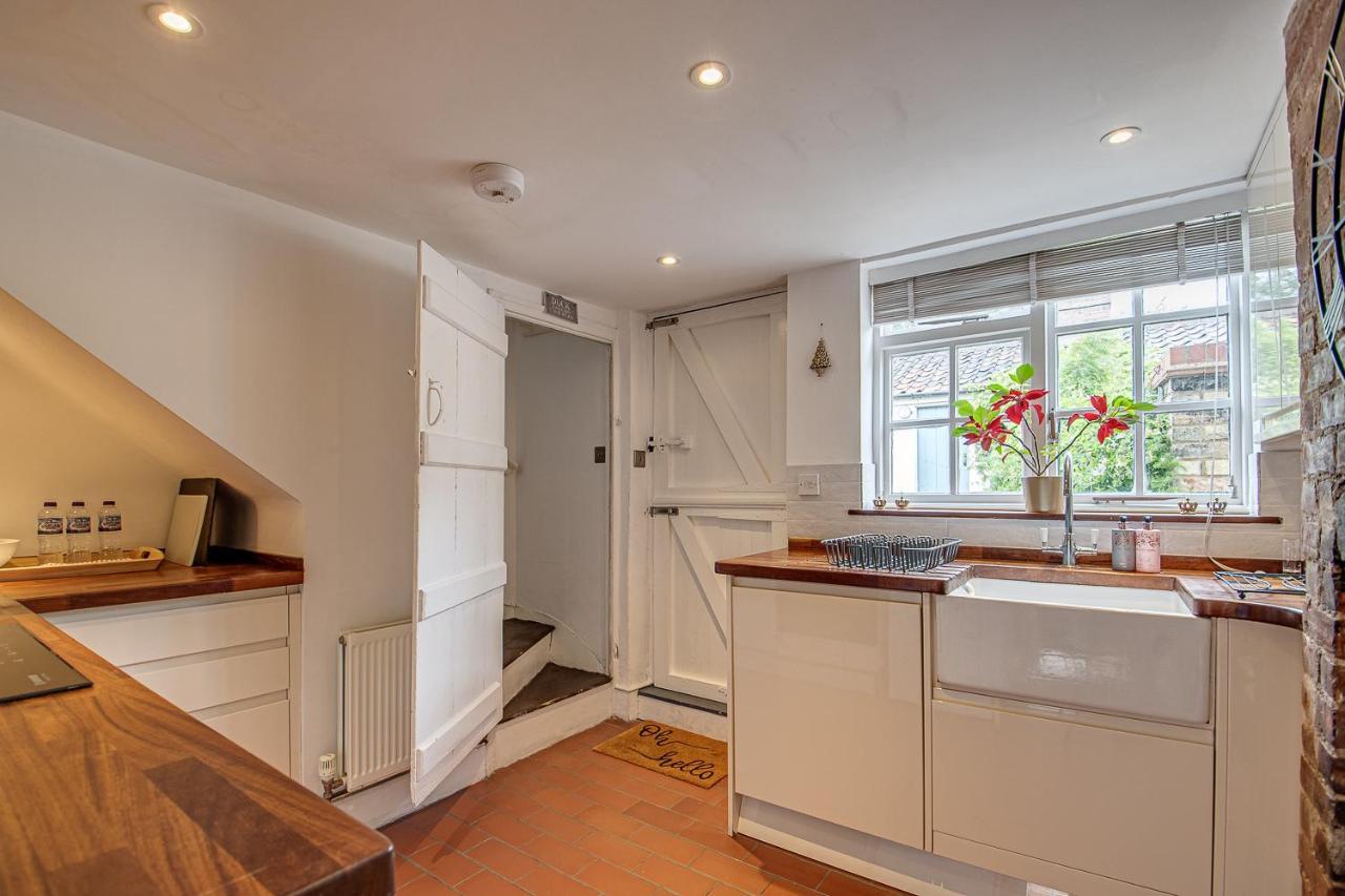 Sweet & Cosy 10 Bridewell Cottage With Parking Available Upon Request Bury St. Edmunds Екстер'єр фото