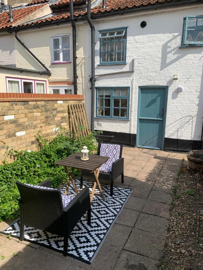 Sweet & Cosy 10 Bridewell Cottage With Parking Available Upon Request Bury St. Edmunds Екстер'єр фото
