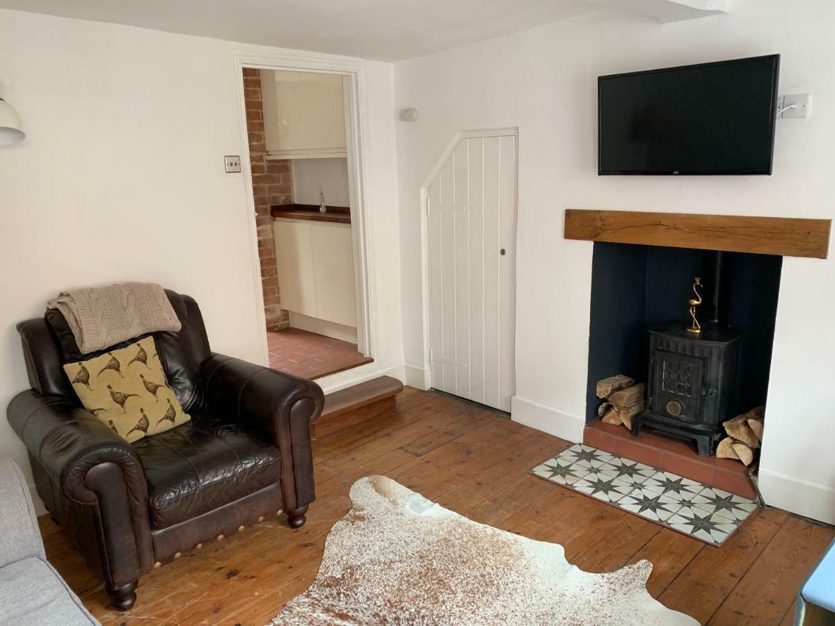 Sweet & Cosy 10 Bridewell Cottage With Parking Available Upon Request Bury St. Edmunds Екстер'єр фото